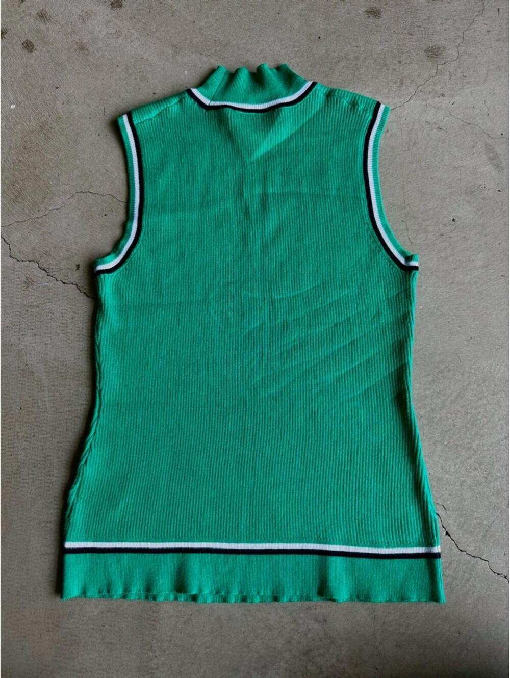 Cable & Gauge / Ribbed Mock Neck Sleeveless Top / Green - Picture 6 of 6